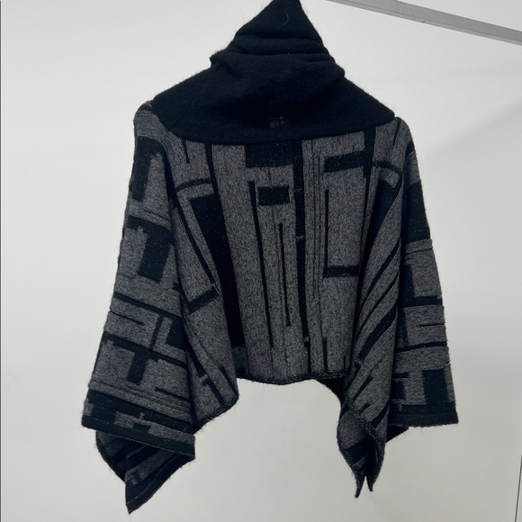 Sarah Pacini Black and Gray Cowl Poncho - Picture 3 of 5